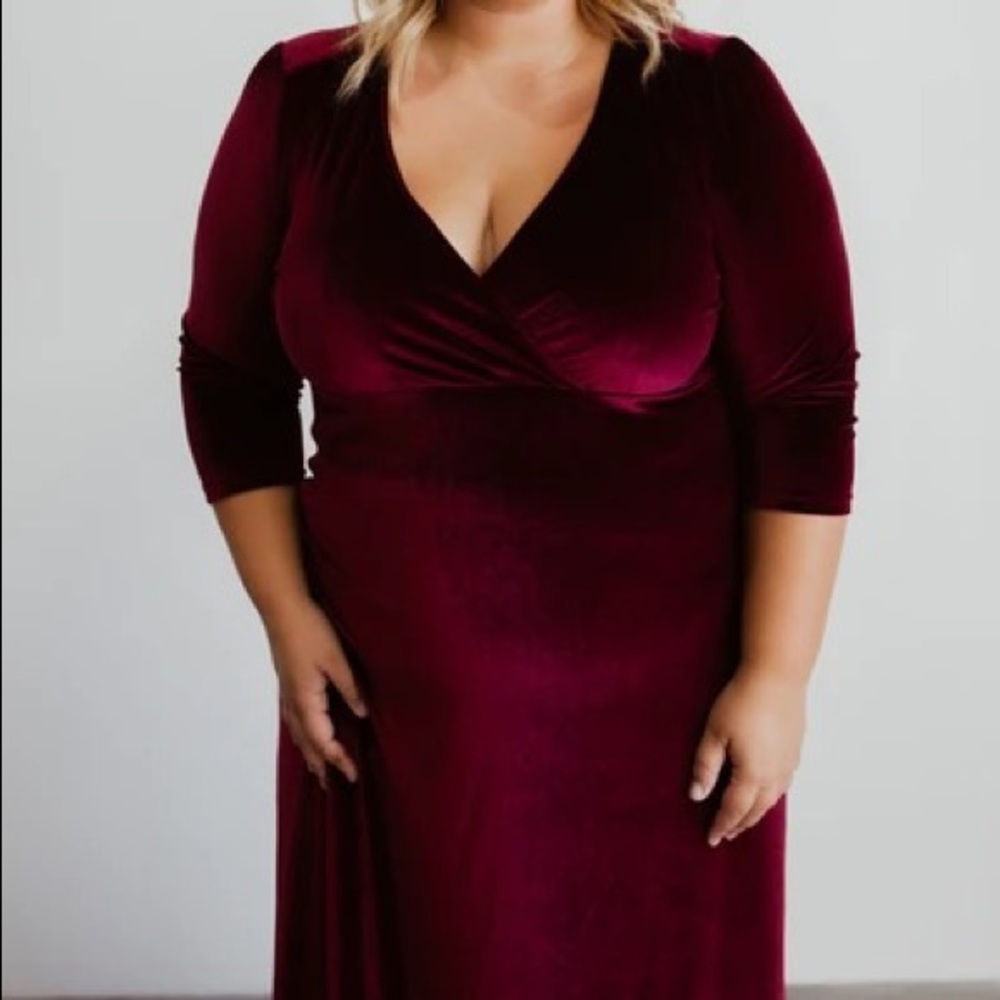 Baltic Born Sofia Velvet Maxi Dress in Mulberry.